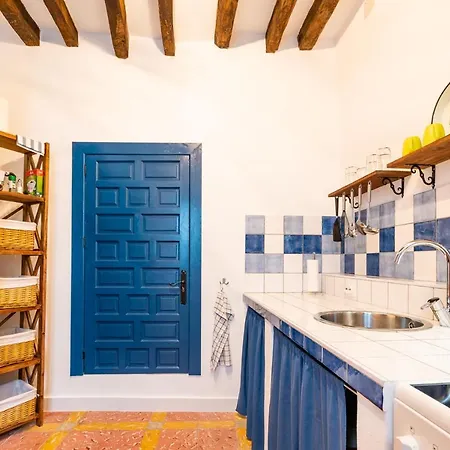 Limonero Bed & Breakfast 3*